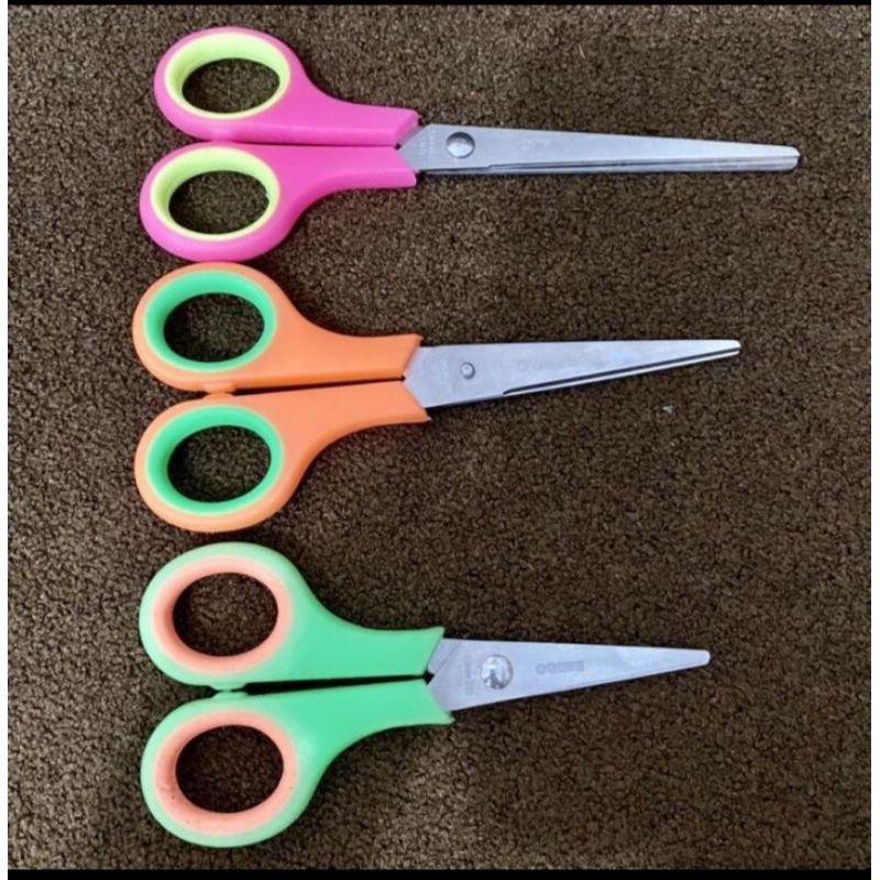 

Gunting Renteng Emigo Scissors