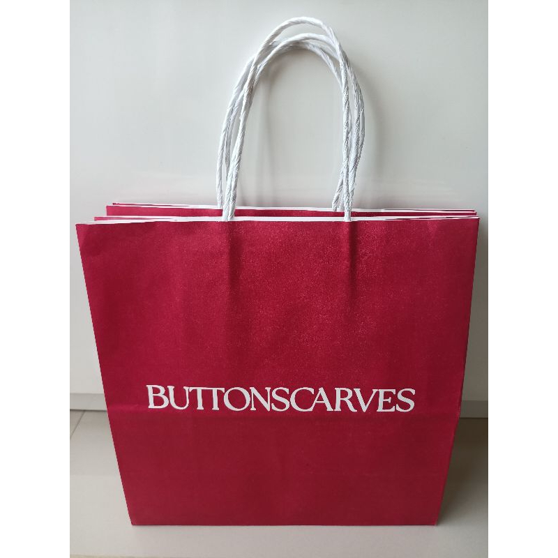 

Paperbag Buttonscarves (HARUS bersamaan beli produk hijab Buttonscarves)