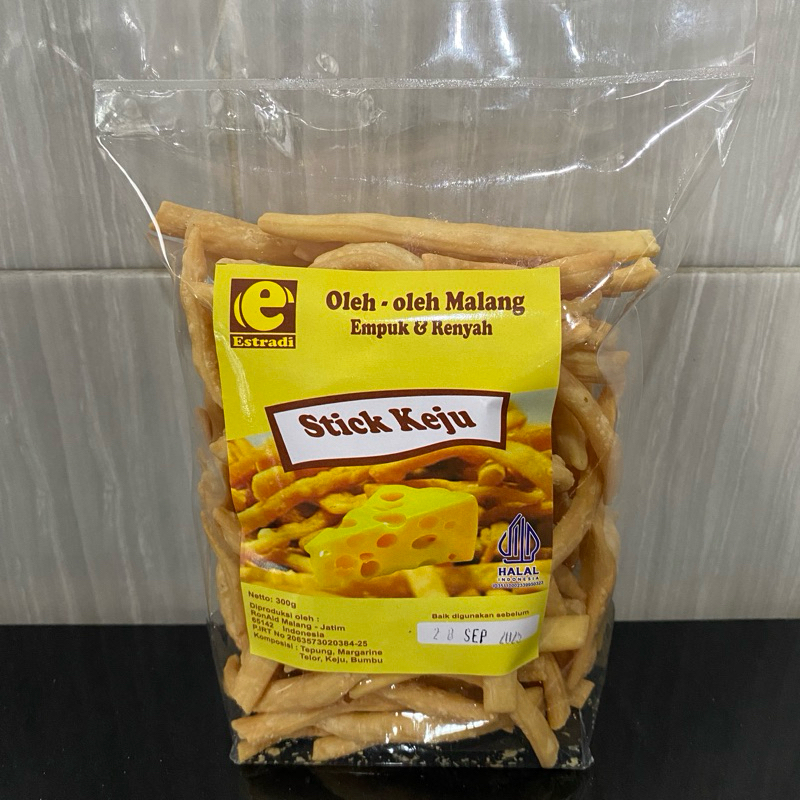 

Stik Keju Bawang Seledri merk Estradi empuk renyah 300gr