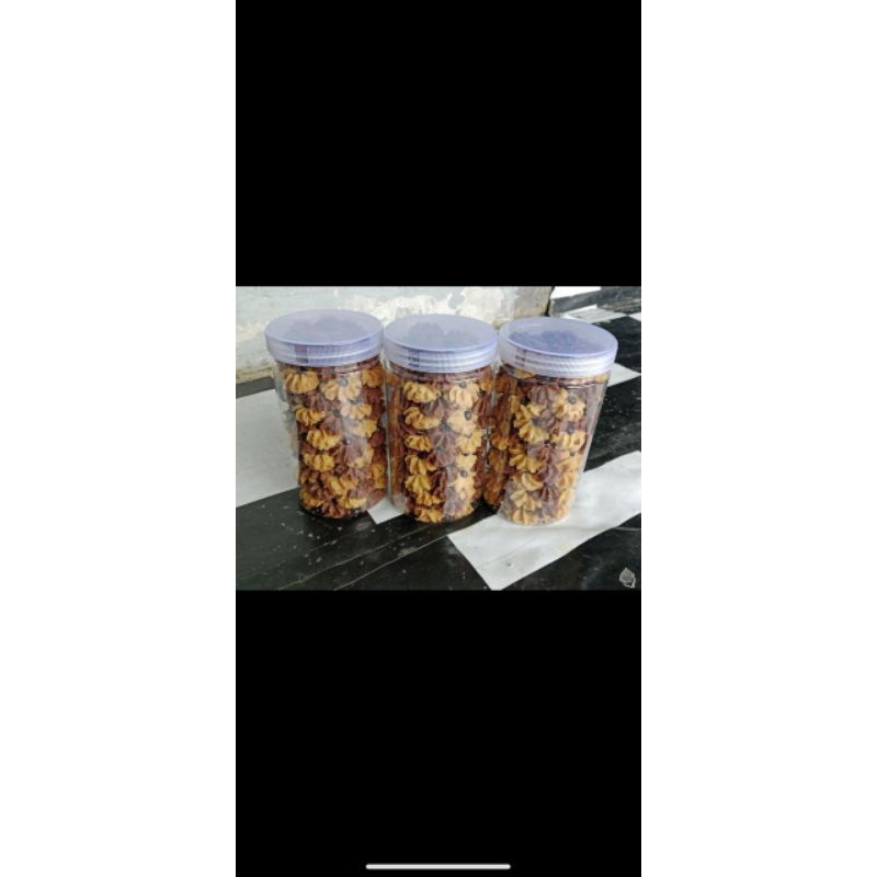 

nastr kue kacang