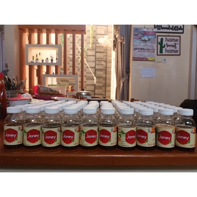 

Madu Akasia Souvenir Joney 90 MG 1 Paket (10 botol)