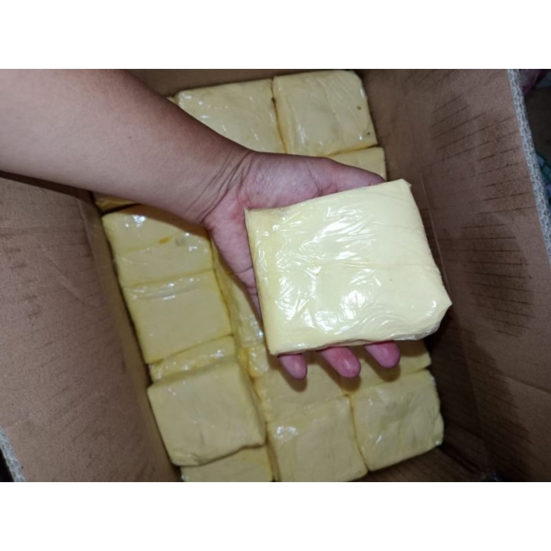 

Mentega repack merk amanda termurah netto 200gr