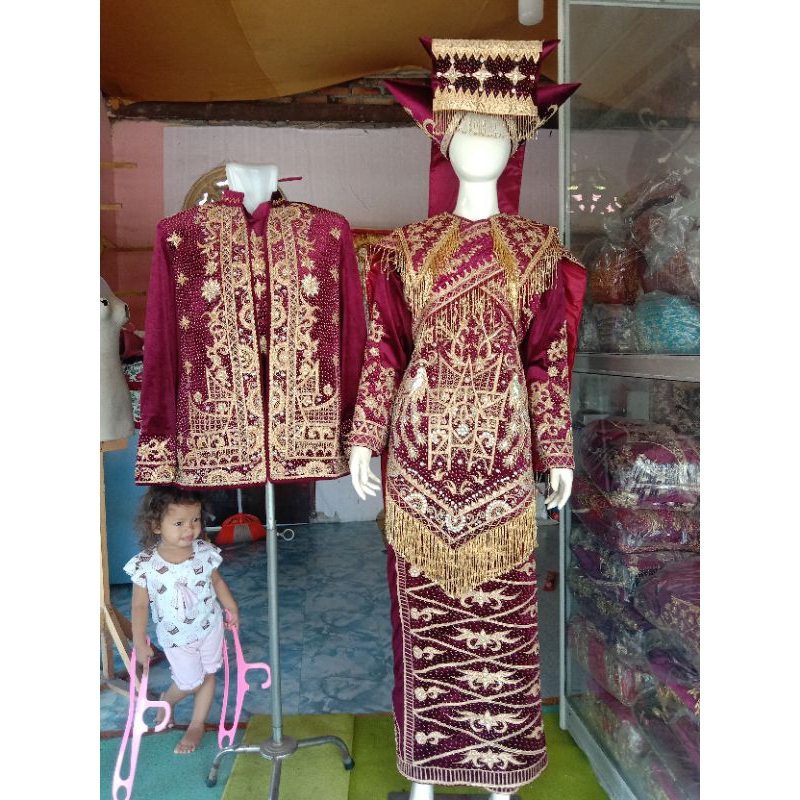 BAJU PENGANTIN ADAT MINANG PADANG MODERN