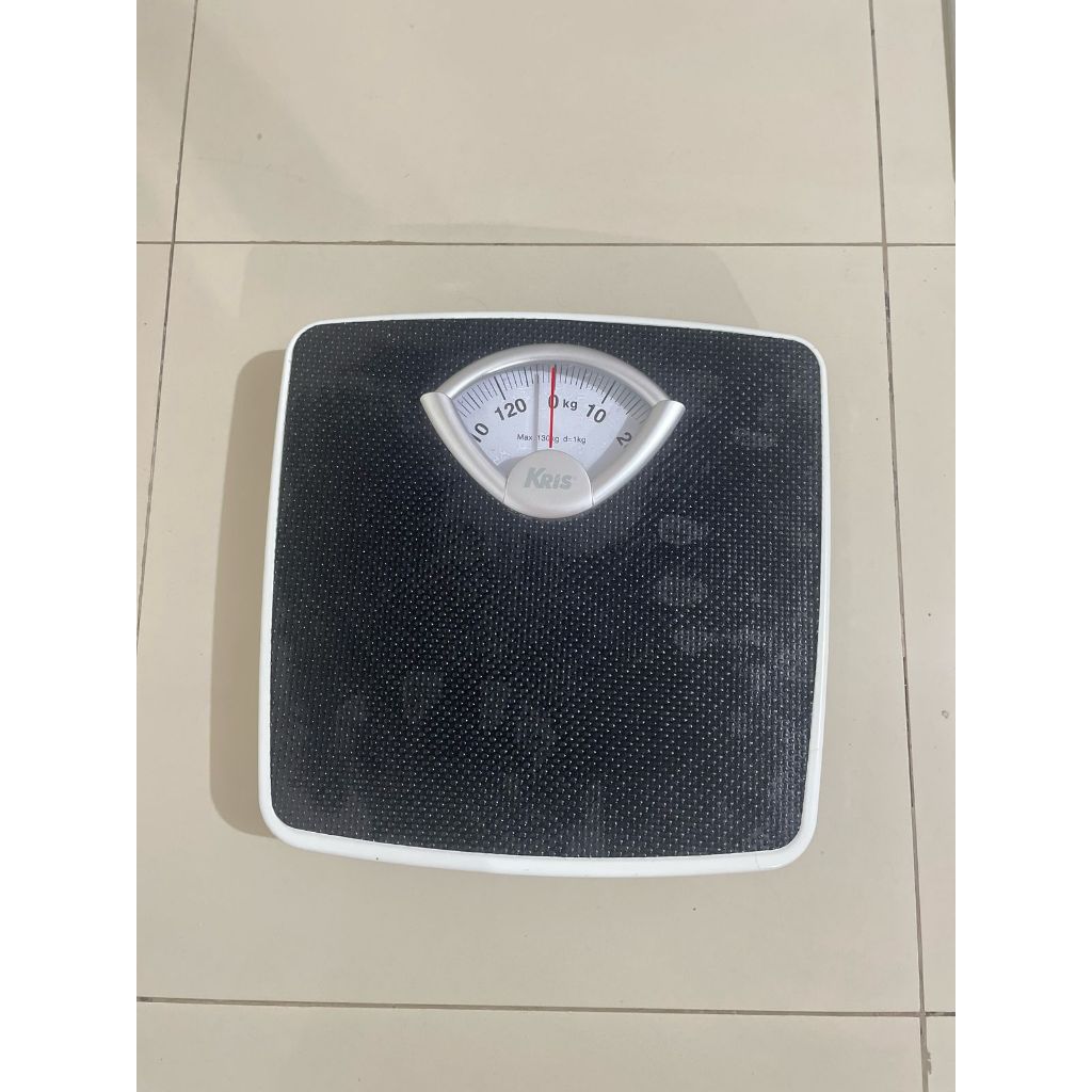 Kris - Timbangan Manual Bekas Abu-Abu (Mohon ditanyakan mengenai pengiriman terlebih dahulu)-Bekas