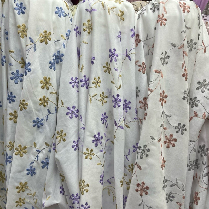 kain katun bordir - kain katun bordir motif bunga premium - kain katun embordery - kain katun bordir