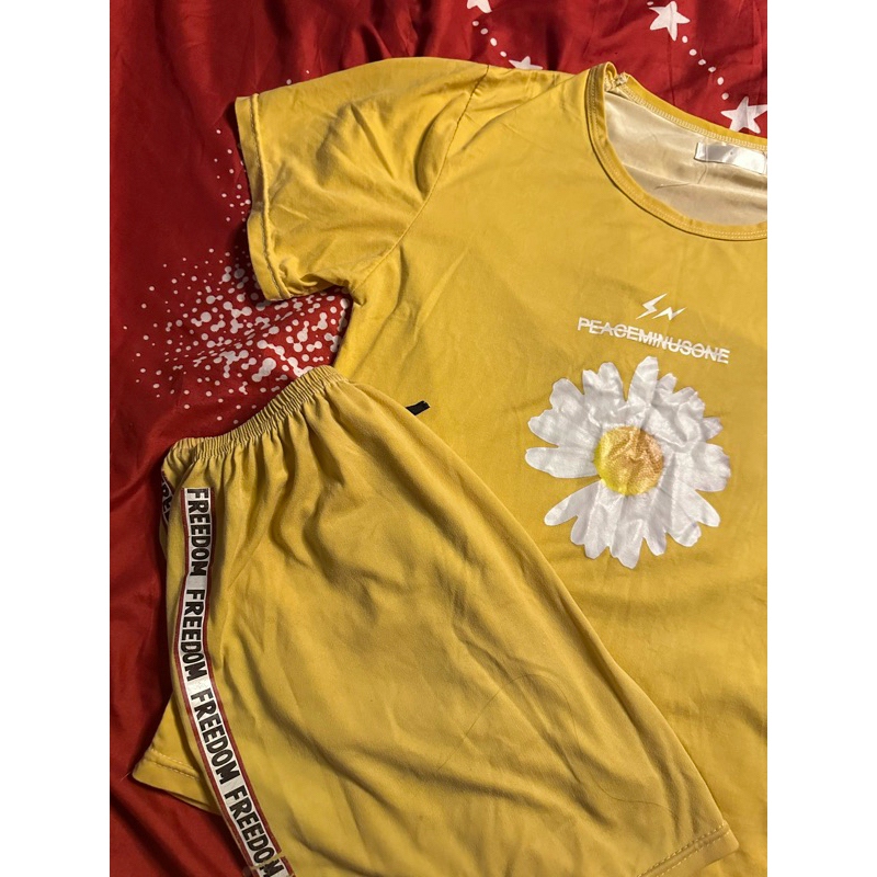 PRELOVED - SET BAJU CELANA