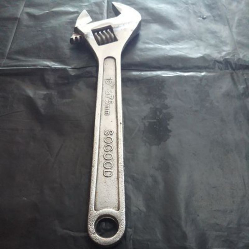 kunci inggris 15 inch