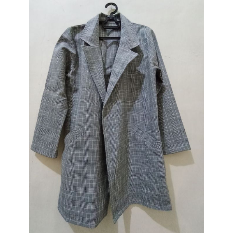 Preloved - Outer Lengan Panjang Kotak-Kotak