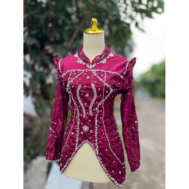 KEBAYA MARON HIJAB,KEBAYA WISUDA MODERN,KEBAYA LAMARAN,KEBAYA WISUDA,KEBAYA WISUDA MODERN,KEBAYA LAM