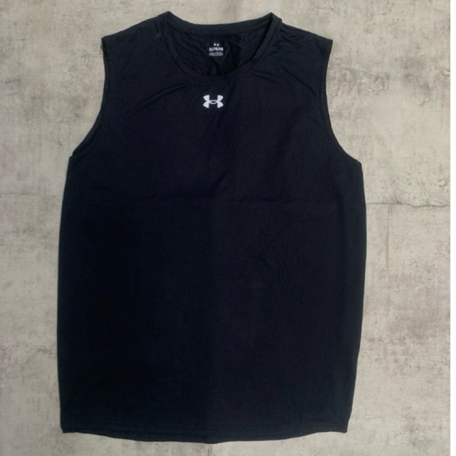 Under Armour tanktop singlet kutung lekbong kaos jersey olahraga running lari sport gym sepeda tenni