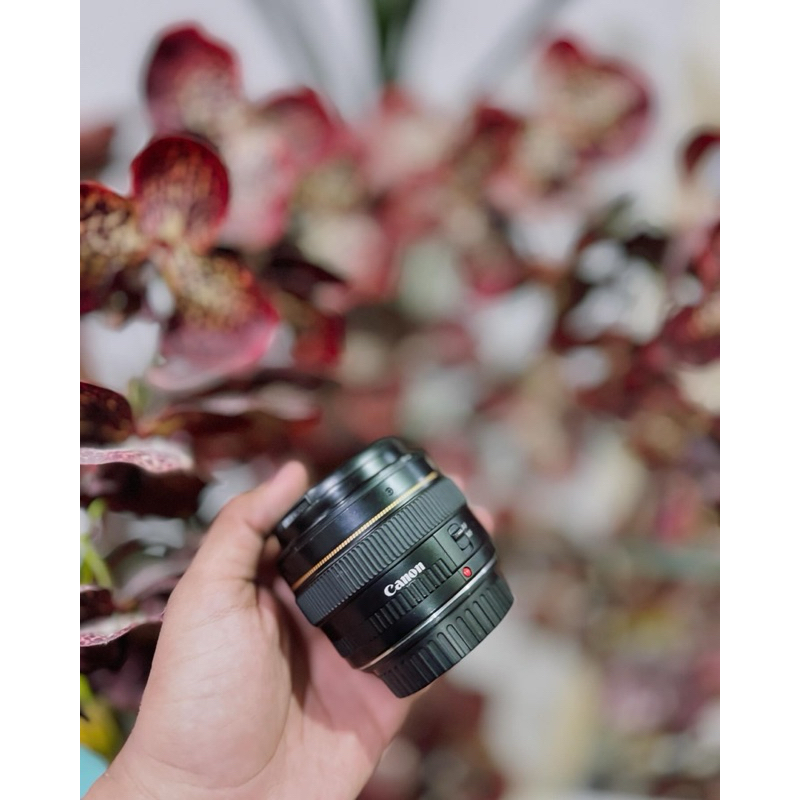 lensa canon 50mm f1,4 usm bukan lensa canon 85mm bukan lensa canon 35mm