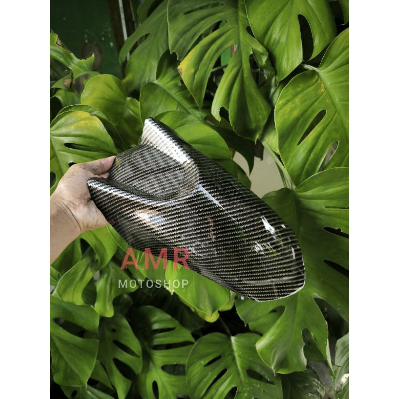 Spakbor depan aerox new carbon