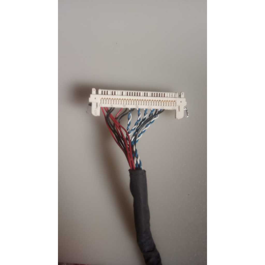 LVDS polytron vcc kiri socket tipis