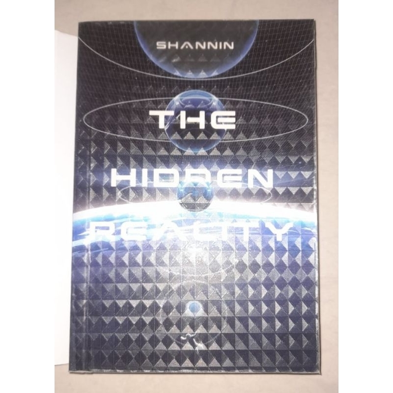 Buku bekas preloved novel The Hidden Reality 1 By Shannin