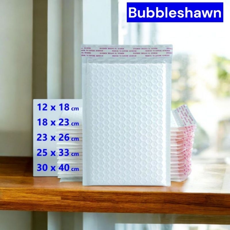 

Amplop BubbleMailer Putih - Bubble Packing - Polymailer Bubble Putih Bubblemailer