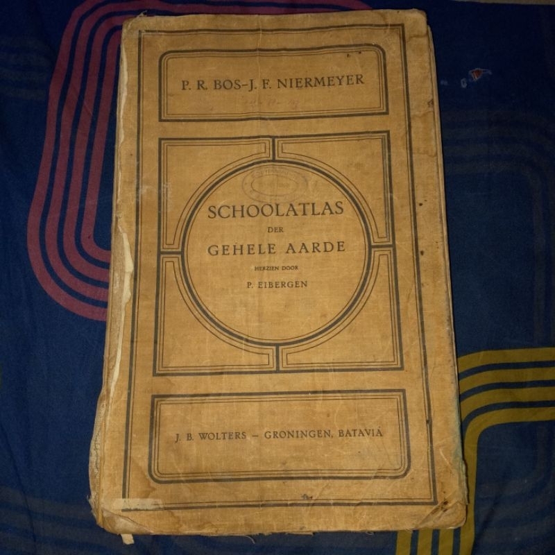 SCHOOLATLAS DER GEHELE AARDE buku peta kuno zaman belanda 1936 beberapa negara ada peta indonesia la