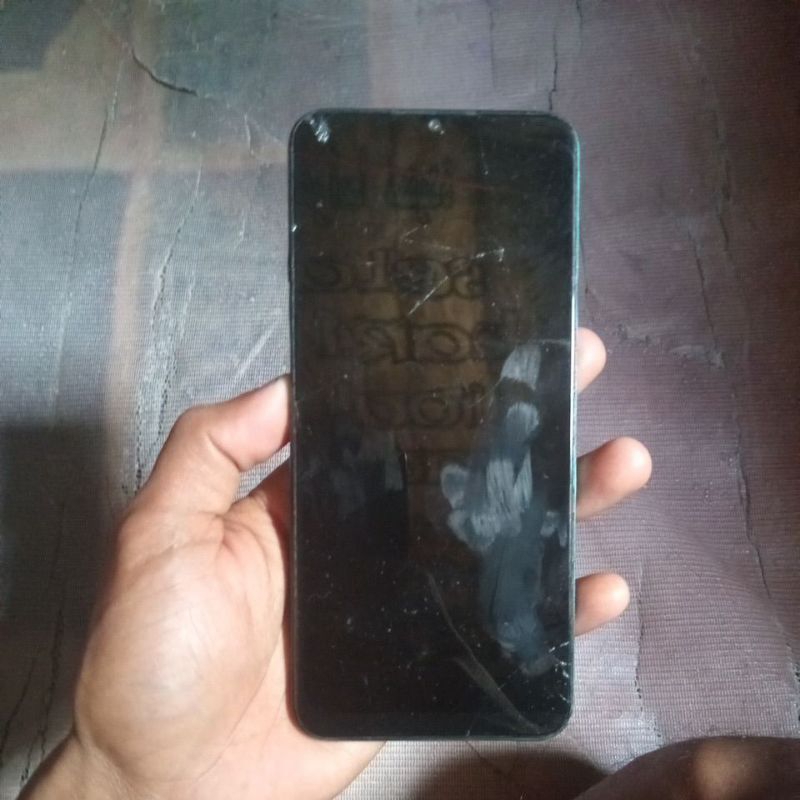 dijual hp realme 5i minus