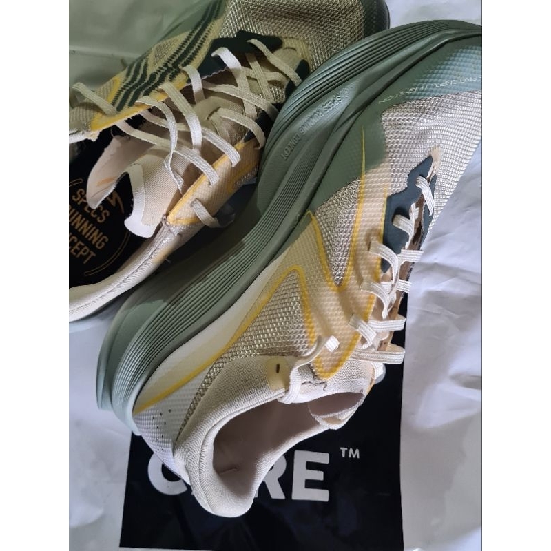 Specs Running Ignition SV Subs1 Antique White Jadeite 38