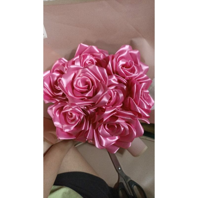 

bunga pita satin