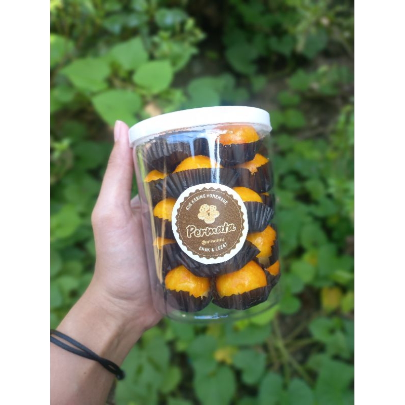 

Nastar Klasik kemasan toples tabung 500ml, lumer lembut premium, kue kering by Permata Cookies