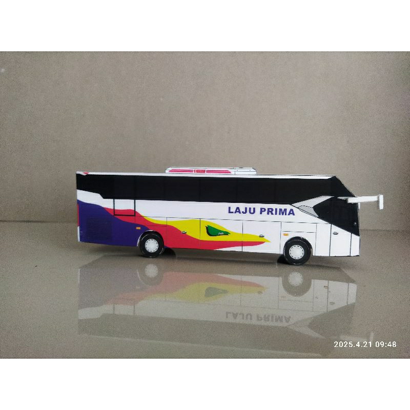 Miniatur Bus Laju Prima SR2