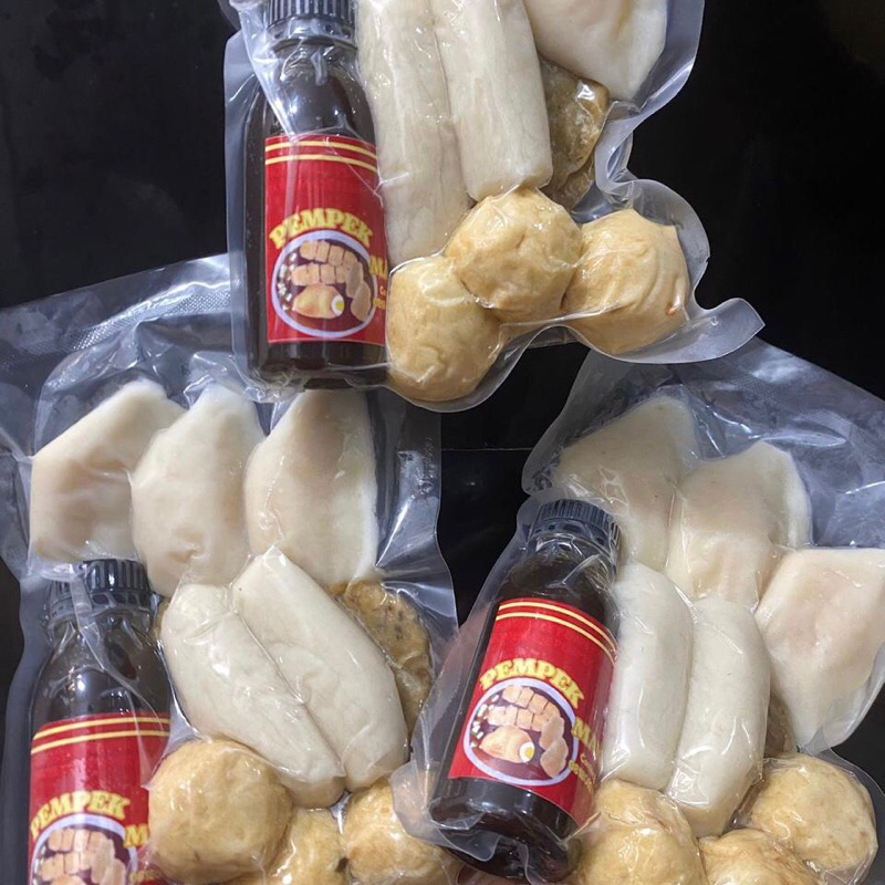

Pempek Mawi, asli Palembang. (komplit) isi 10