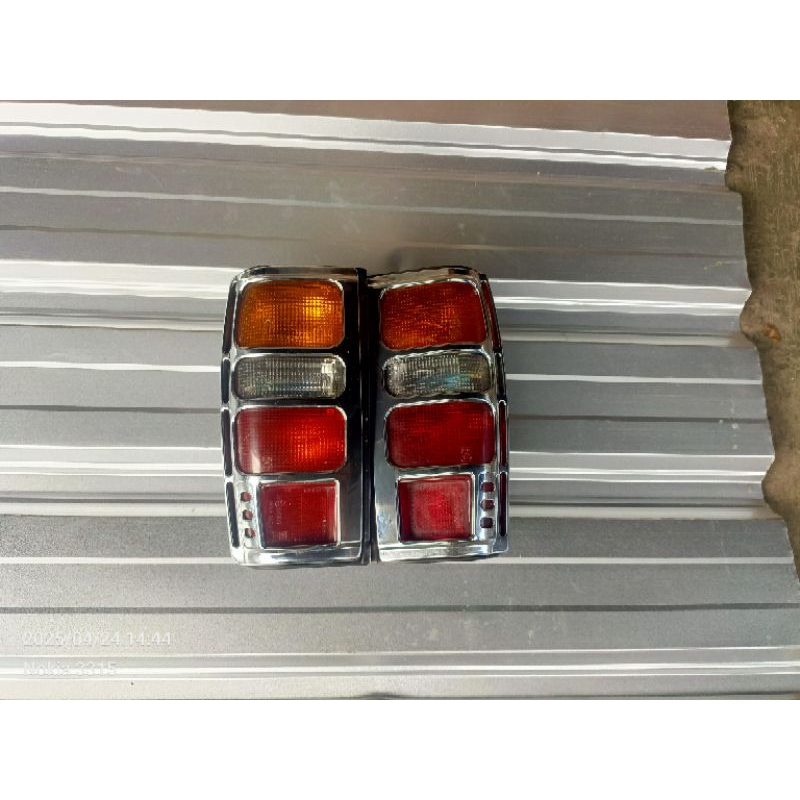 Stoplamp Lampu Depan Kijang Super 1986-1991 KF40 Original Copotan Kiri Kanan