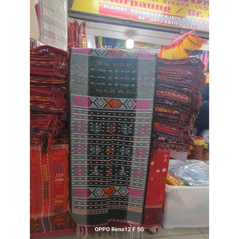 ULOS SADUM HANDE-HANDE TENUNAN SIANTAR FULL SIMATA WARNA HITAM PINGGIRAN ABU-ABU.