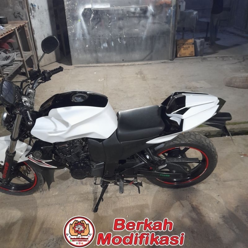Cover Kondom Tangki Body Belakang Model Ninja 250FI PNP Yamaha Byson Karbu 2010-2014