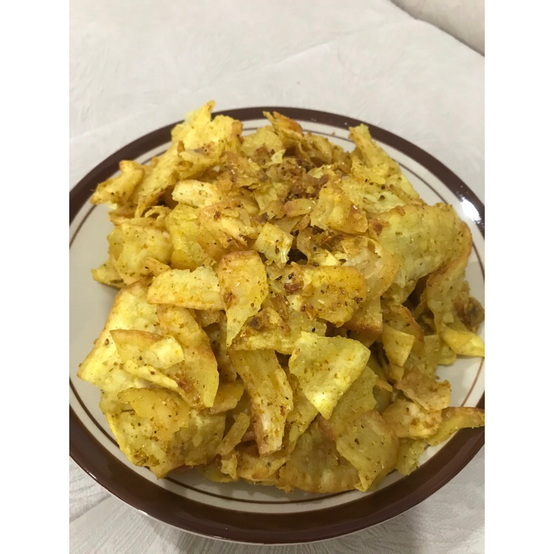 

kripik singkong asin pedas khas kalimantan