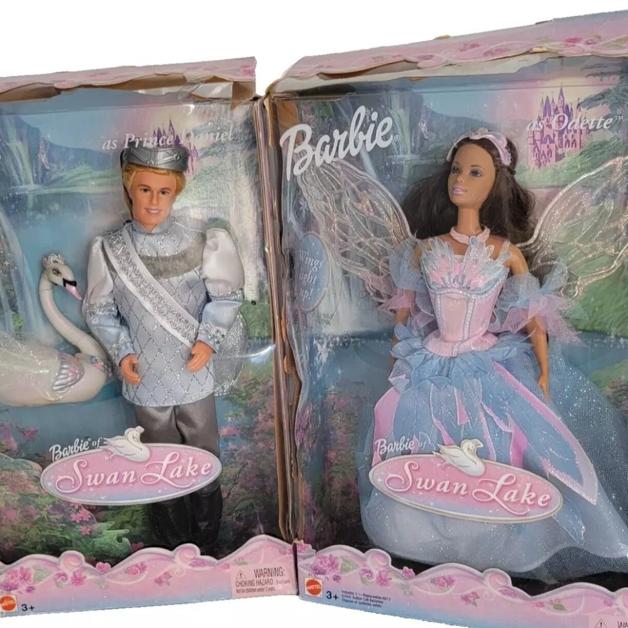 Barbie Swan Lake African American Odette & Prince Daniel & black Rapunzel w/wing boneka
