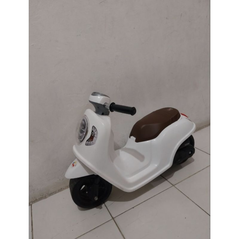 Mainan Motor Anak Motor PMB Scoopy