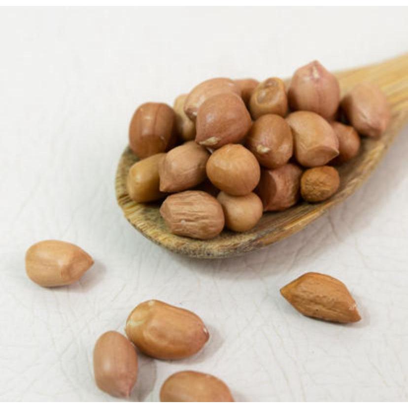 

Kacang Tanah Kupas 250gr – Kacang Sehat dan Bergizi untuk Camilan, Tumisan, dan Hidangan Lezat