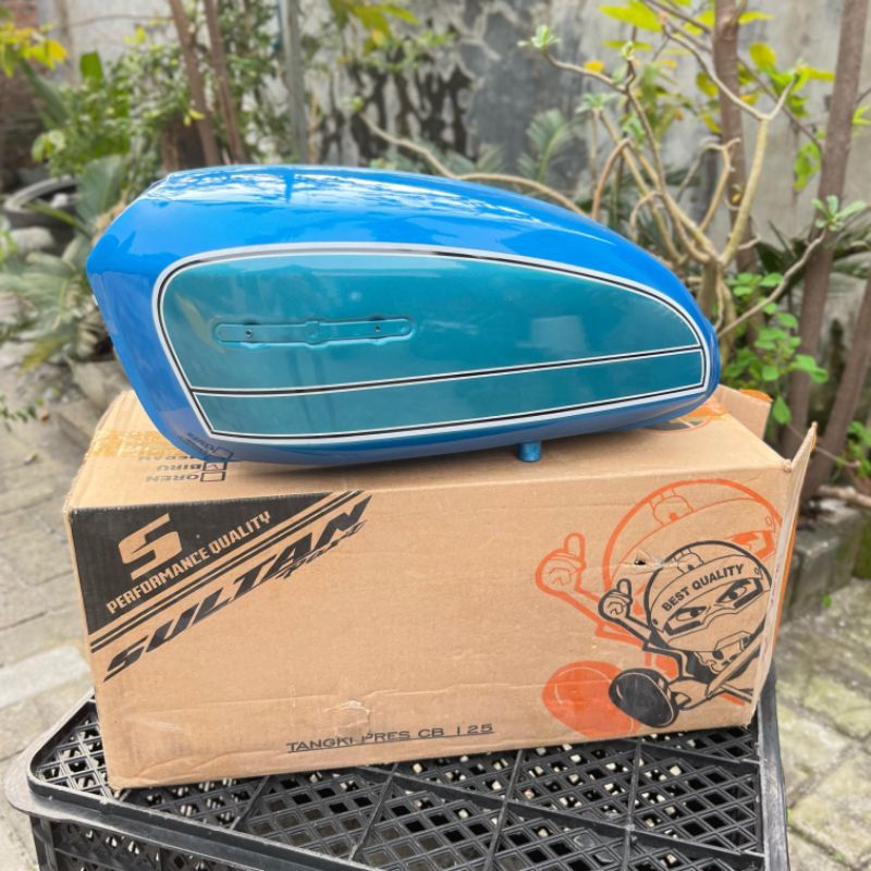 TANGKI CB 125 SULTAN PART CAT BIRU USA TANGKI CB 125 PRES SULTAN PART CAT MOTIF BIRU US