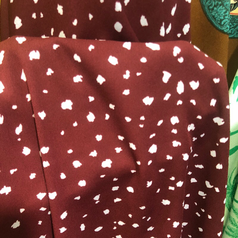 kain zara crepe motif - kain zara crepe motif abstrak -kain zara crepe motif impor -kain zara crepe 