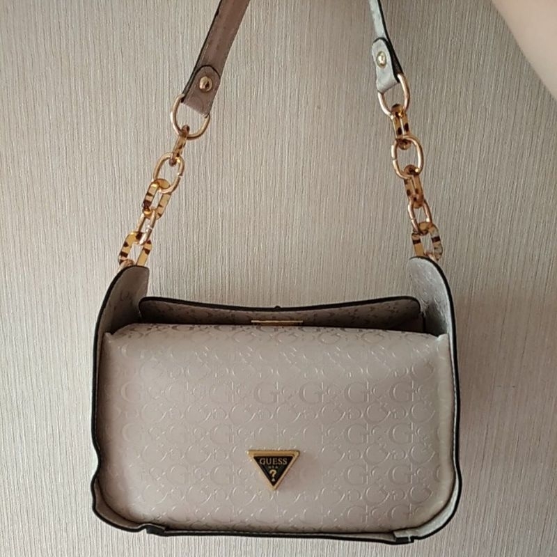 preloved tas guess silver dapat 2 tas