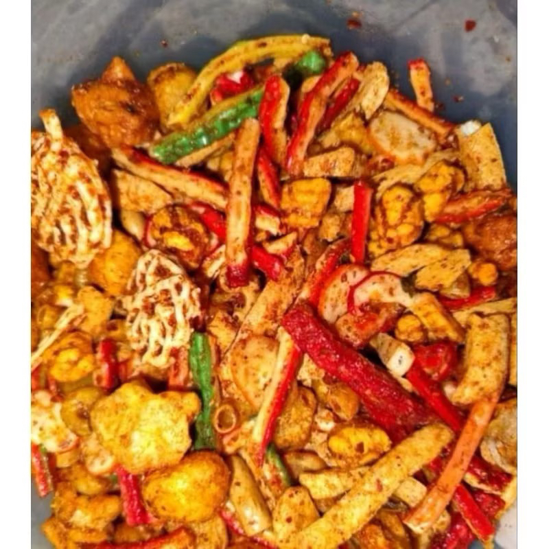 

Kerupuk Seblak Mix 500gr / seblak campur pedas daun jeruk