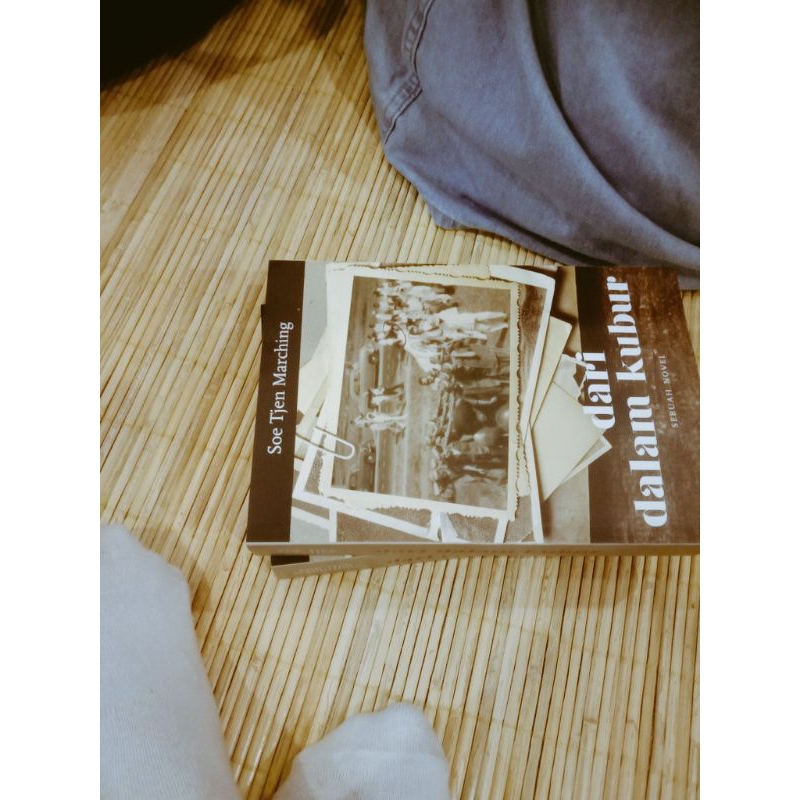 Preloved Novel "Dari dalam Kubur"