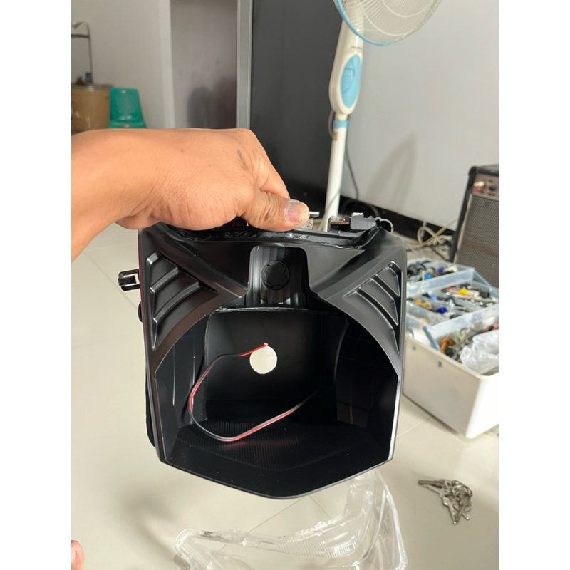 REFLEKTOR MIKA + RETROFIT HONDA BEAT FI