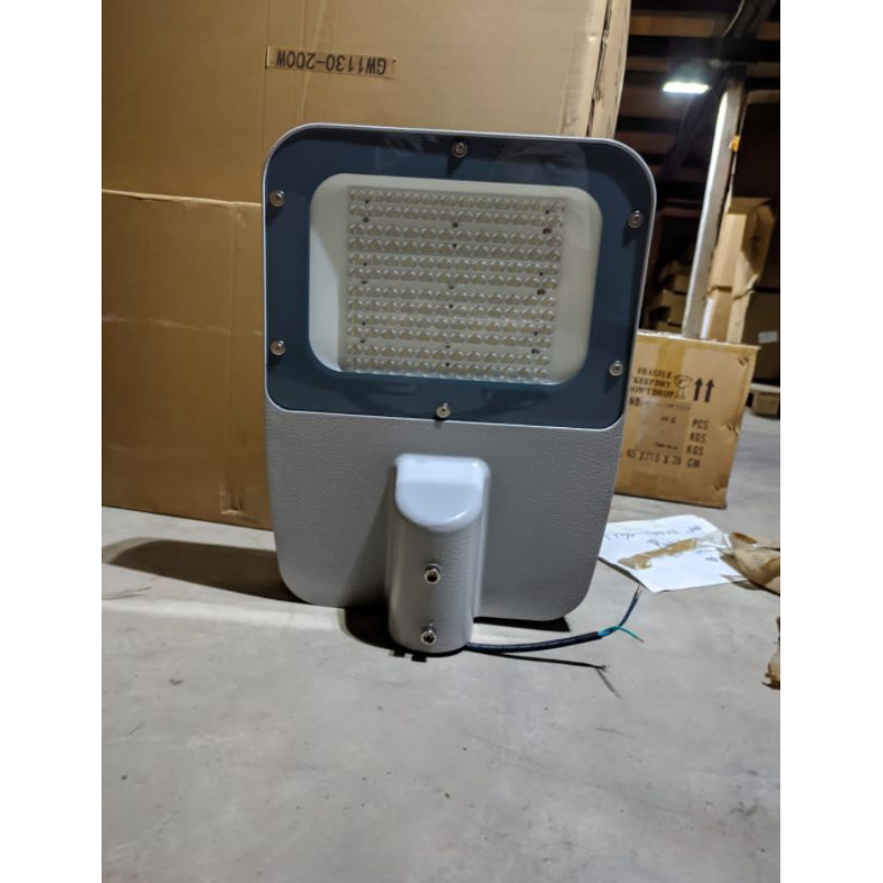 lampu PJU LED 150 watt komponen PHILIPS