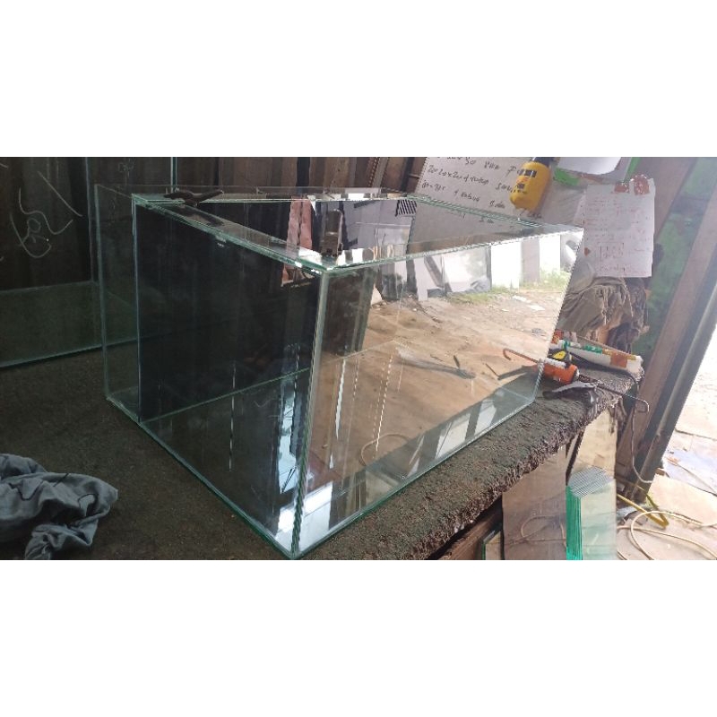 aquarium  70x40x40 filter belakang full 8mm