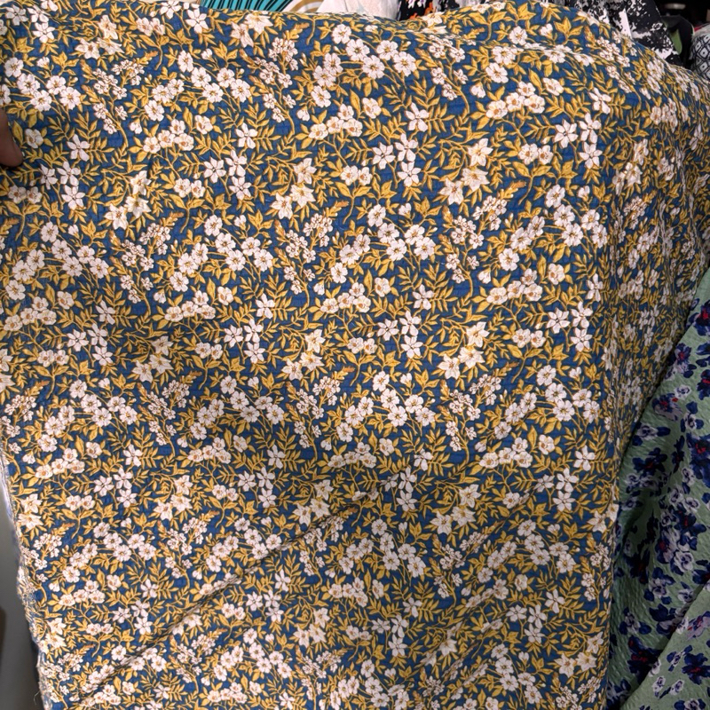 Kain Katun Motif Premium - kain katun embos motif bunga - kain katun motif Korea - kain bahan katun 