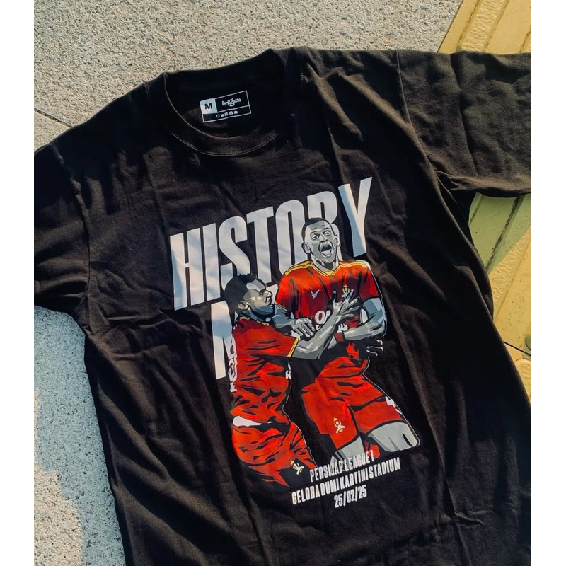 KAOS PERSIJAP HISTORY MAKER