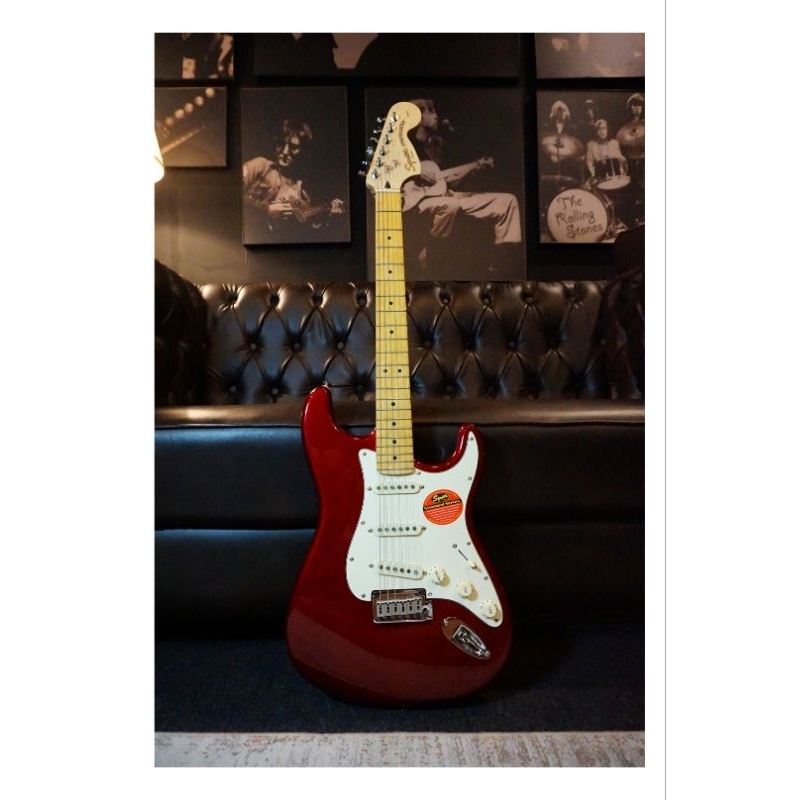 Squier Stratocaster Standard Series Mulus like new