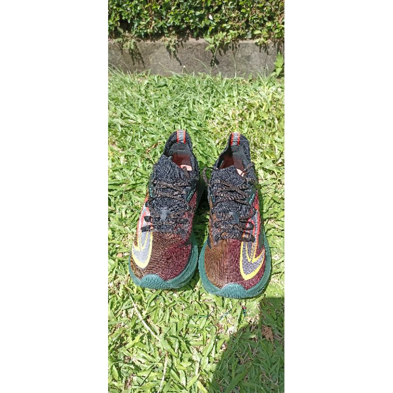 sepatu lari 910 size 42