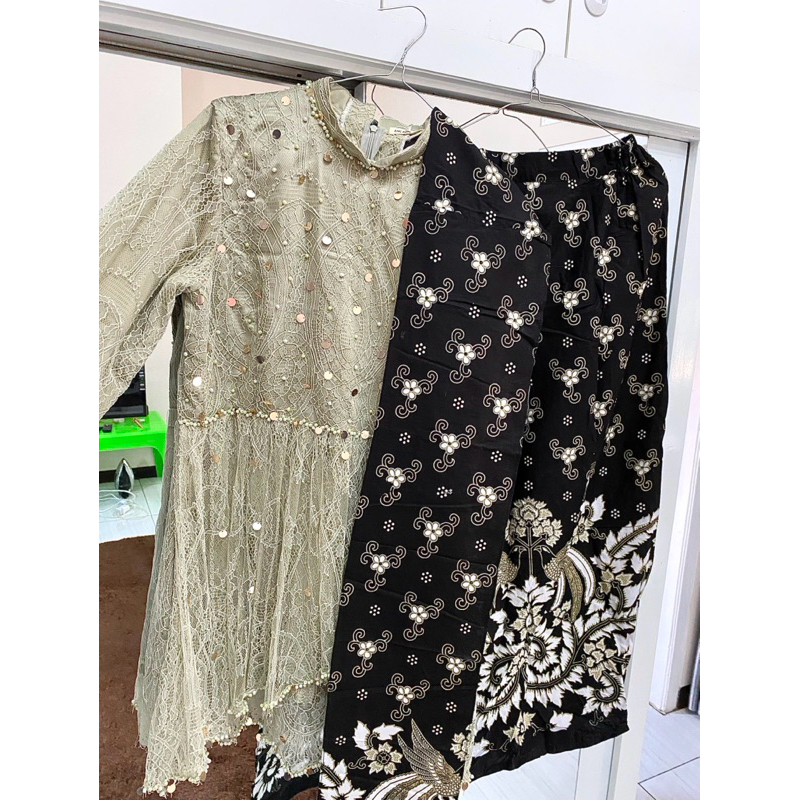 Preloved kebaya lamaran