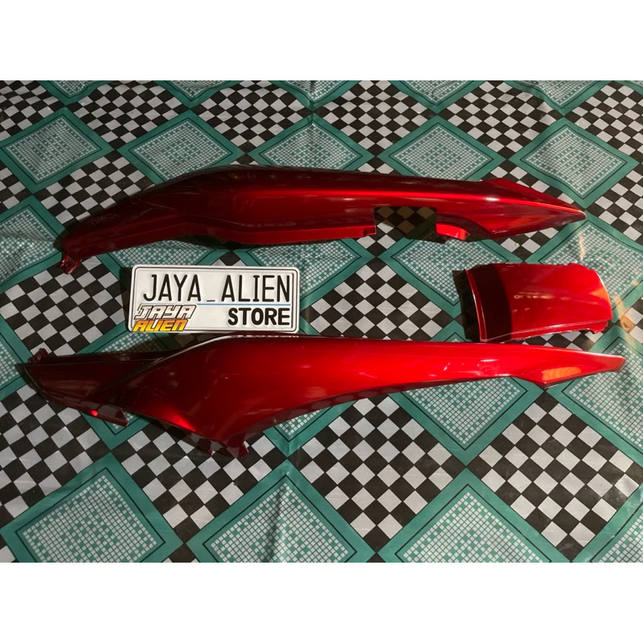 Body Belakang Motor Verza Original (Merah Polos) Cat Repaint