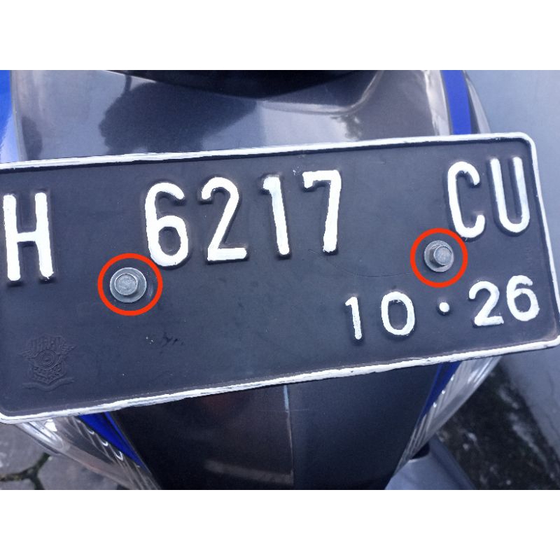 Mur dan Baut Plat Nomer Motor (Mur dan Baut Plat Nomer Motor)