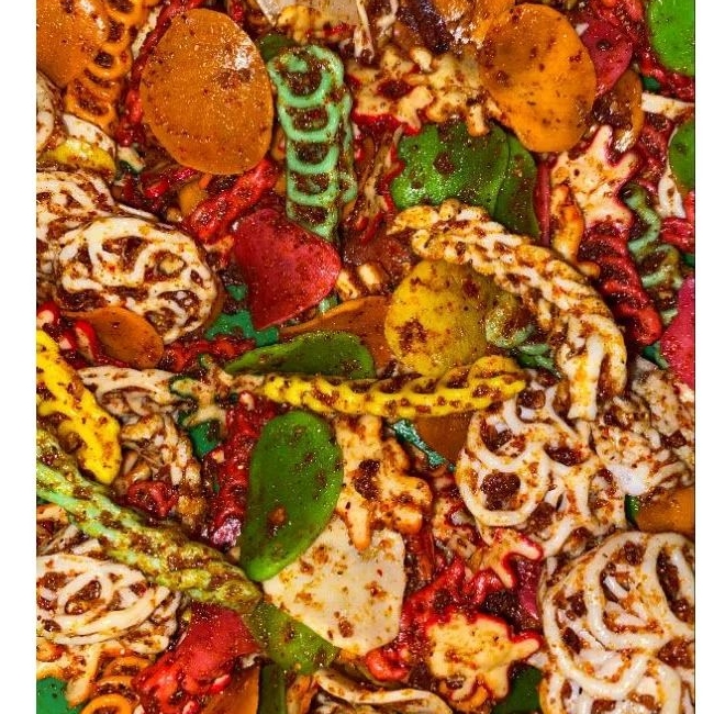 

KERUPUK SEBLAK MIX PEDAS ( UKURAN SEDANG)