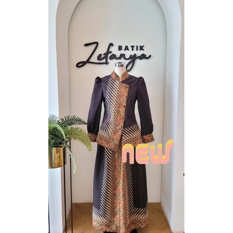 SETELAN ATASAN ROK BATIK INDONESIA